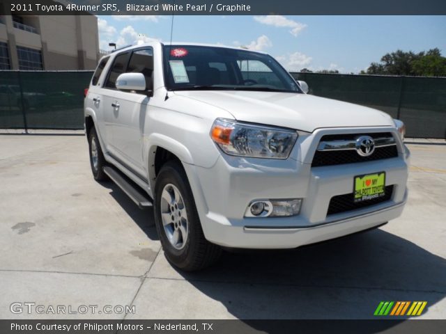2011 Toyota 4Runner SR5 in Blizzard White Pearl