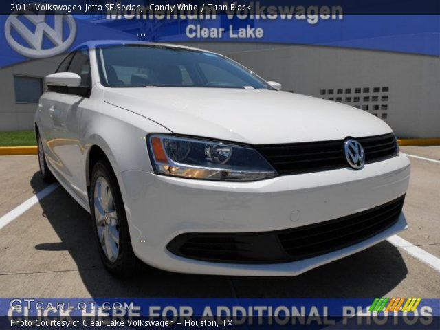 2011 Volkswagen Jetta SE Sedan in Candy White