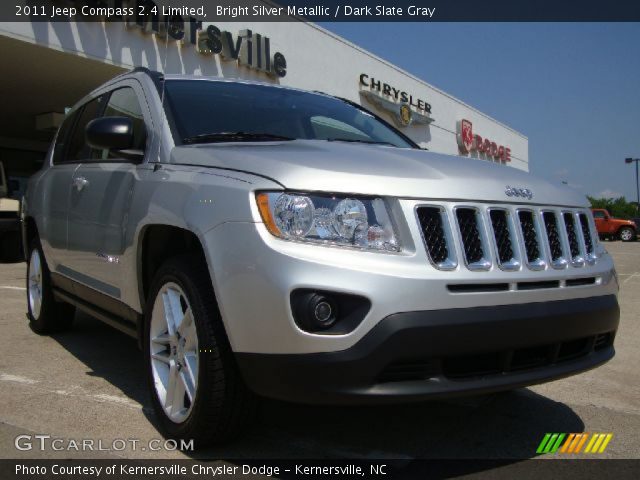 2011 Jeep Compass 2.4 Limited in Bright Silver Metallic