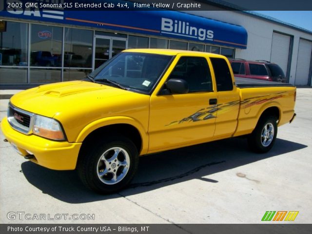 2003 GMC Sonoma SLS Extended Cab 4x4 in Flame Yellow