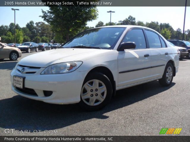 2005 Honda Civic Value Package Sedan in Taffeta White