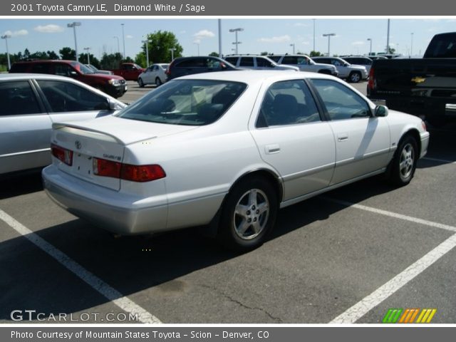 2001 Toyota Camry LE in Diamond White