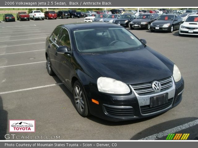 2006 Volkswagen Jetta 2.5 Sedan in Black