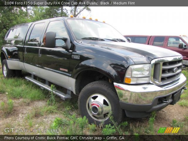 2004 Ford F350 Super Duty FX4 Crew Cab 4x4 Dually in Black