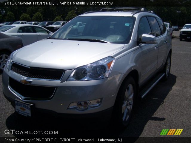 2011 Chevrolet Traverse LT in Silver Ice Metallic