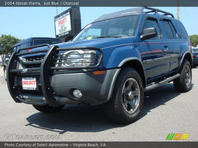 2004 Nissan Xterra  in Just Blue