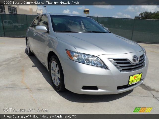 2007 Toyota Camry Hybrid in Titanium Metallic