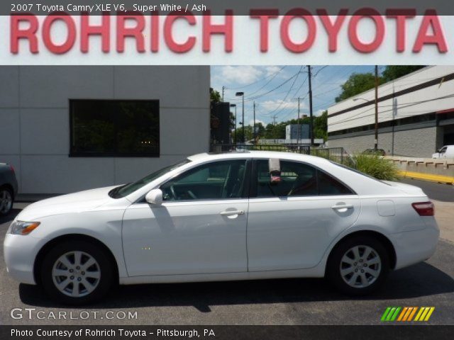 2007 Toyota Camry XLE V6 in Super White
