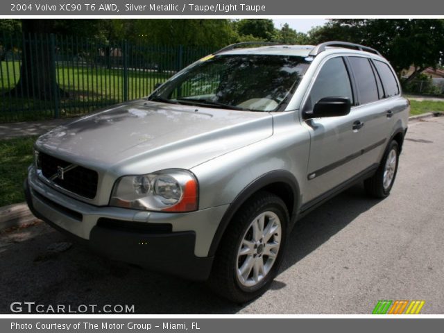 2004 Volvo XC90 T6 AWD in Silver Metallic