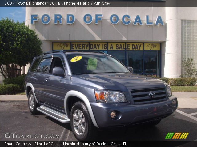 2007 Toyota Highlander V6 in Bluestone Metallic
