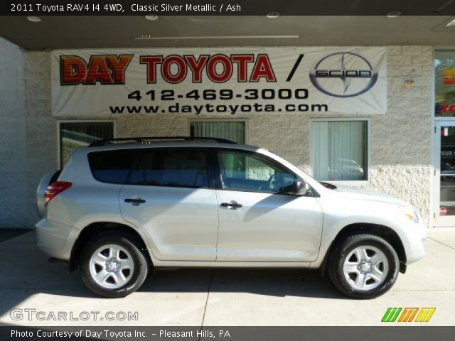 2011 Toyota RAV4 I4 4WD in Classic Silver Metallic