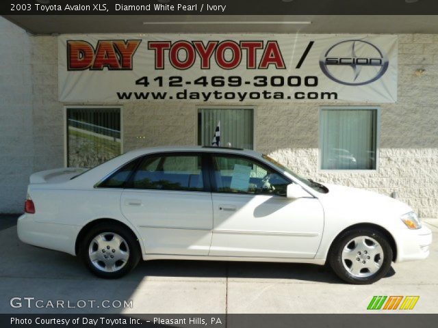 2003 Toyota Avalon XLS in Diamond White Pearl