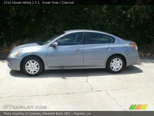 2010 Nissan Altima 2.5 S in Ocean Gray