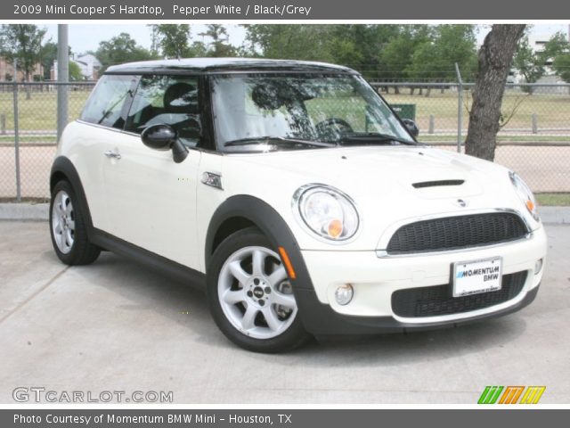 2009 Mini Cooper S Hardtop in Pepper White