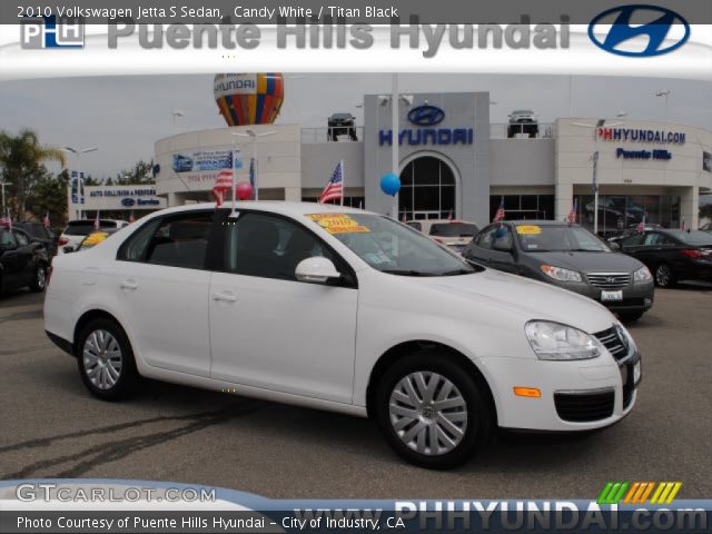 2010 Volkswagen Jetta S Sedan in Candy White