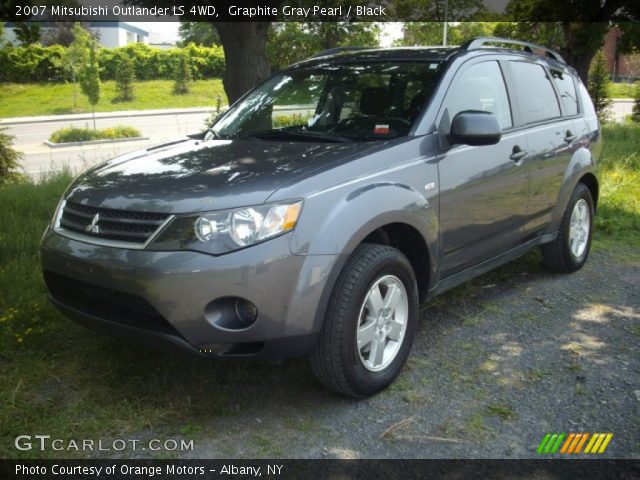2007 Mitsubishi Outlander LS 4WD in Graphite Gray Pearl