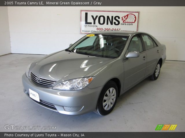 2005 Toyota Camry LE in Mineral Green Opalescent