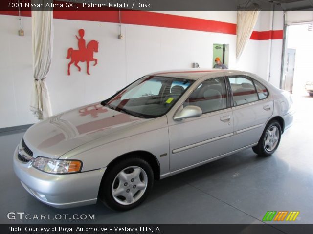 2001 Nissan Altima GXE in Platinum Metallic