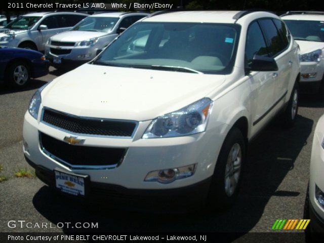 2011 Chevrolet Traverse LS AWD in White