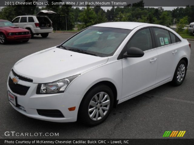 2011 Chevrolet Cruze LS in Summit White