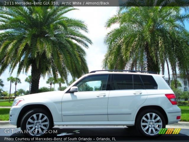 2011 Mercedes-Benz GLK 350 in Arctic White