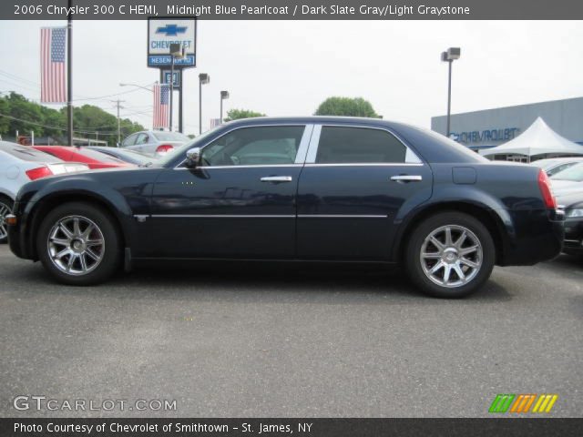 2006 Chrysler 300 C HEMI in Midnight Blue Pearlcoat