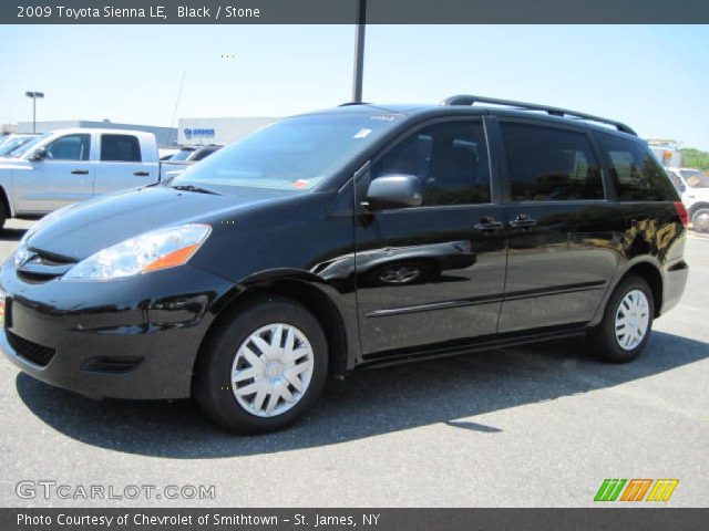 2009 Toyota Sienna LE in Black
