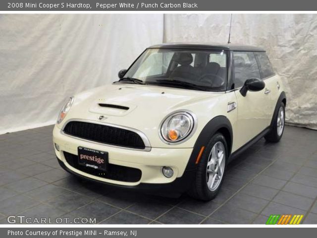 2008 Mini Cooper S Hardtop in Pepper White