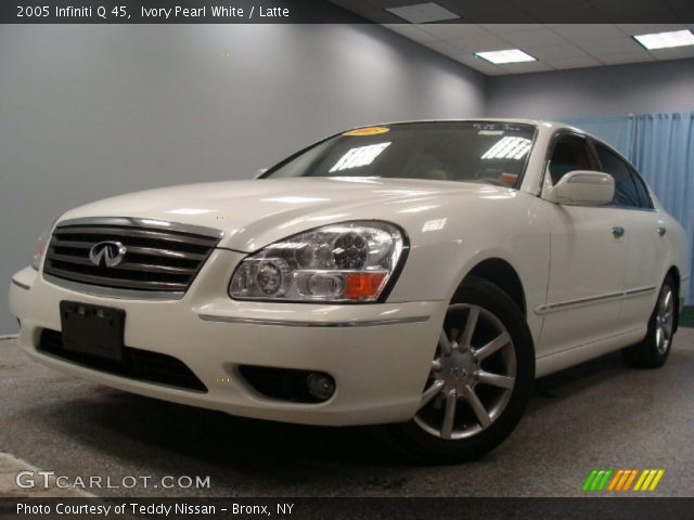 2005 Infiniti Q 45 in Ivory Pearl White