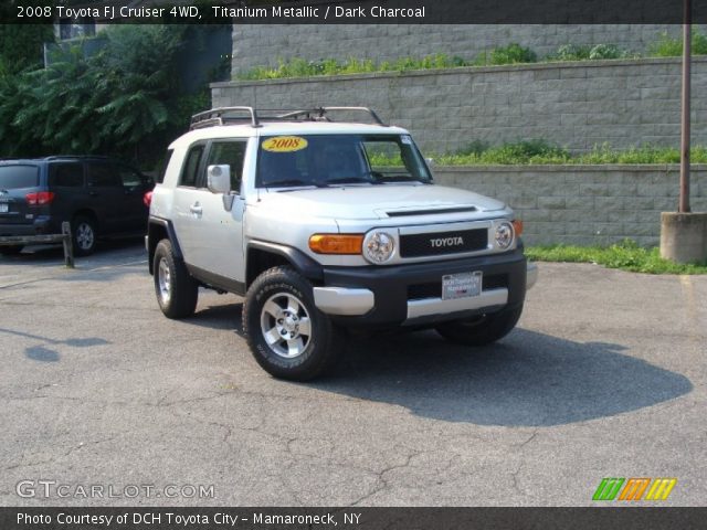 2008 Toyota FJ Cruiser 4WD in Titanium Metallic