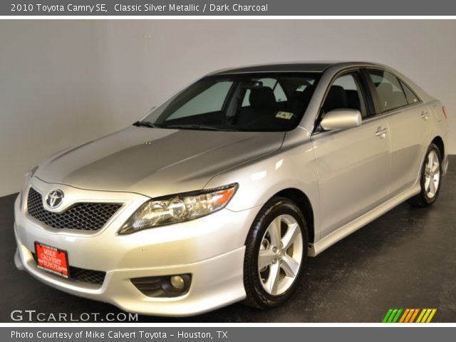 2010 Toyota Camry SE in Classic Silver Metallic