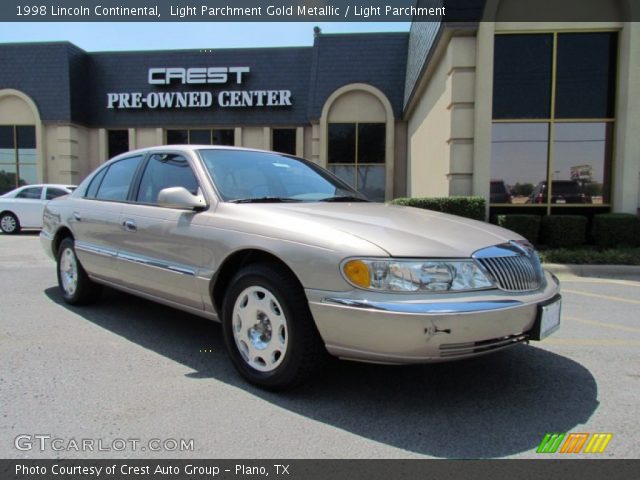 1998 Lincoln Continental  in Light Parchment Gold Metallic