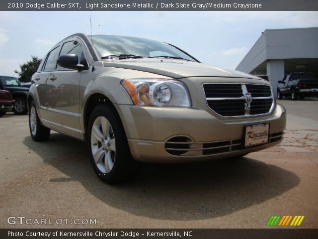 2010 Dodge Caliber SXT in Light Sandstone Metallic