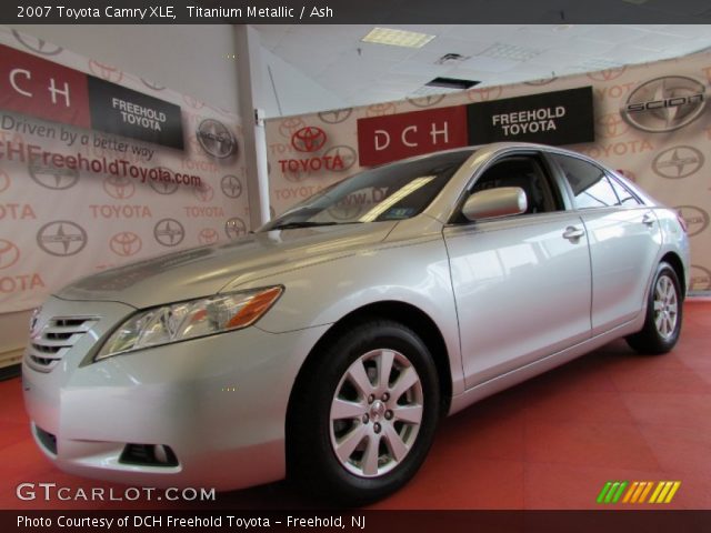 2007 Toyota Camry XLE in Titanium Metallic