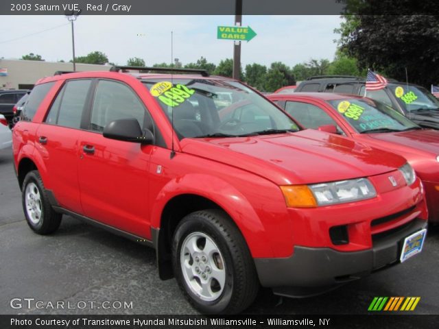 2003 Saturn VUE  in Red