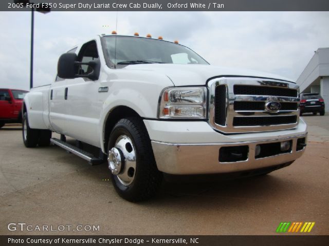 2005 Ford F350 Super Duty Lariat Crew Cab Dually in Oxford White