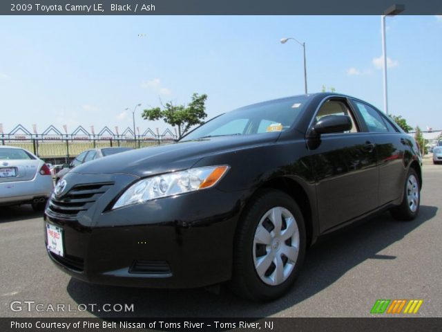 2009 Toyota Camry LE in Black