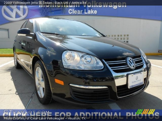2009 Volkswagen Jetta SE Sedan in Black Uni