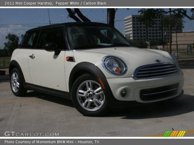 2011 Mini Cooper Hardtop in Pepper White