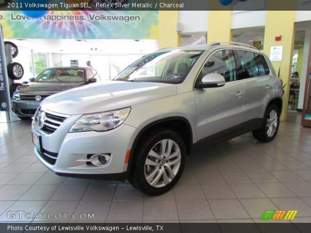 2011 Volkswagen Tiguan SEL in Reflex Silver Metallic