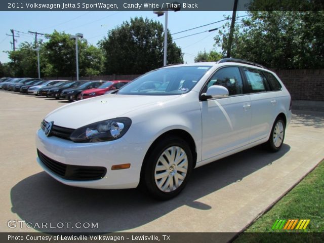 2011 Volkswagen Jetta S SportWagen in Candy White