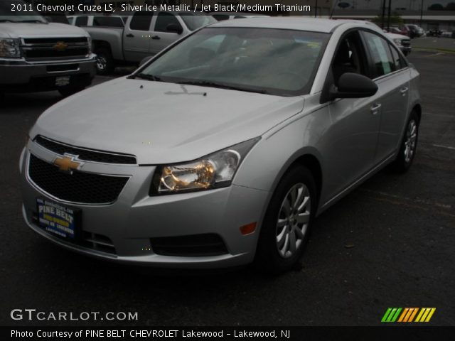 2011 Chevrolet Cruze LS in Silver Ice Metallic