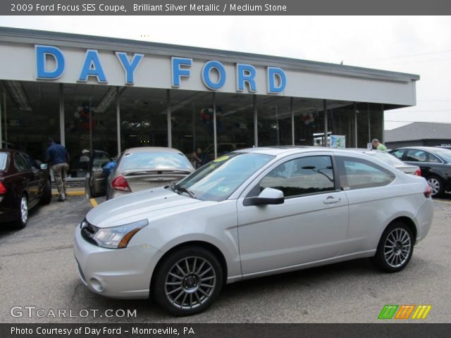 2009 Ford Focus SES Coupe in Brilliant Silver Metallic