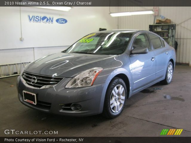2010 Nissan Altima 2.5 S in Ocean Gray