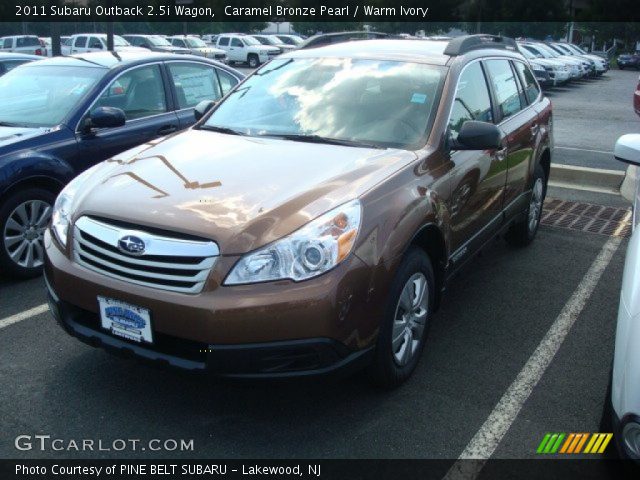 2011 Subaru Outback 2.5i Wagon in Caramel Bronze Pearl