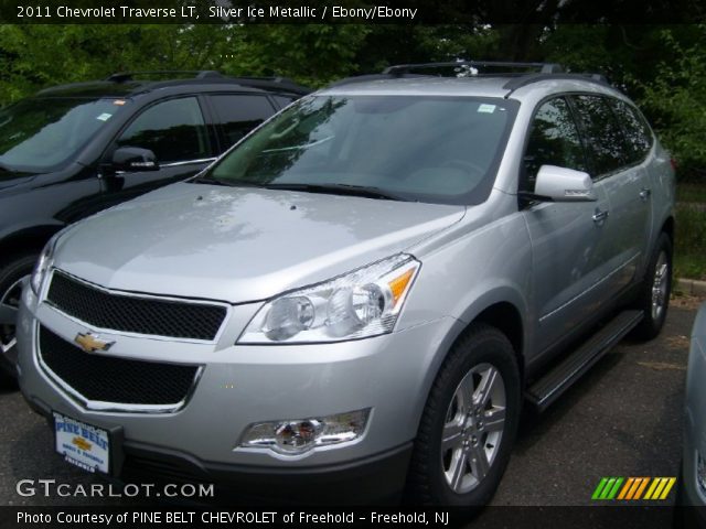 2011 Chevrolet Traverse LT in Silver Ice Metallic