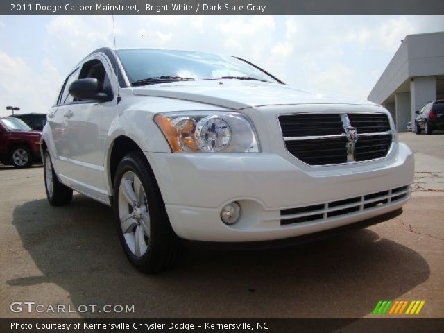 2011 Dodge Caliber Mainstreet in Bright White