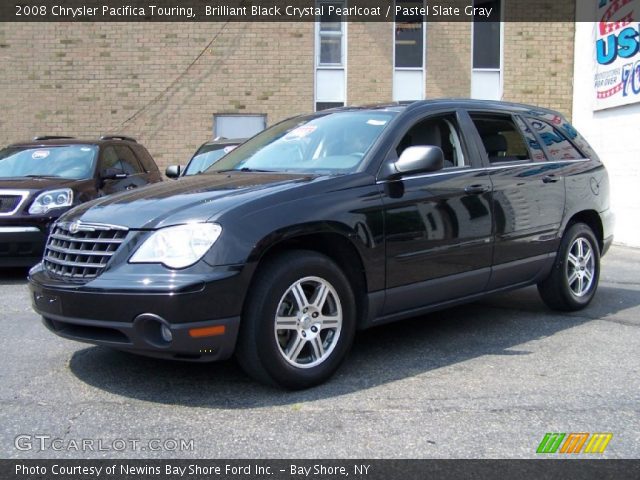 2008 Chrysler Pacifica Touring in Brilliant Black Crystal Pearlcoat