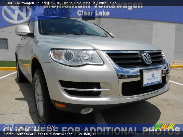 2008 Volkswagen Touareg 2 VR6 in White Gold Metallic