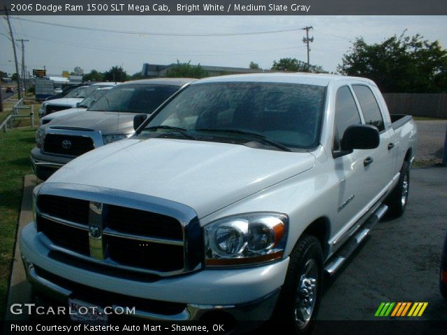 2006 Dodge Ram 1500 SLT Mega Cab in Bright White